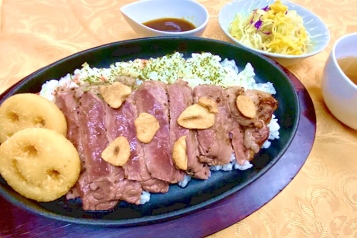 ステーキピラフ